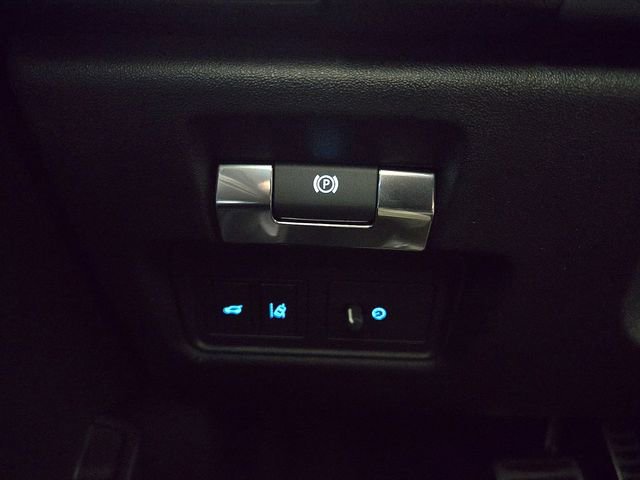 Used 2020 Jaguar E-PACE R-Dynamic SE image 25