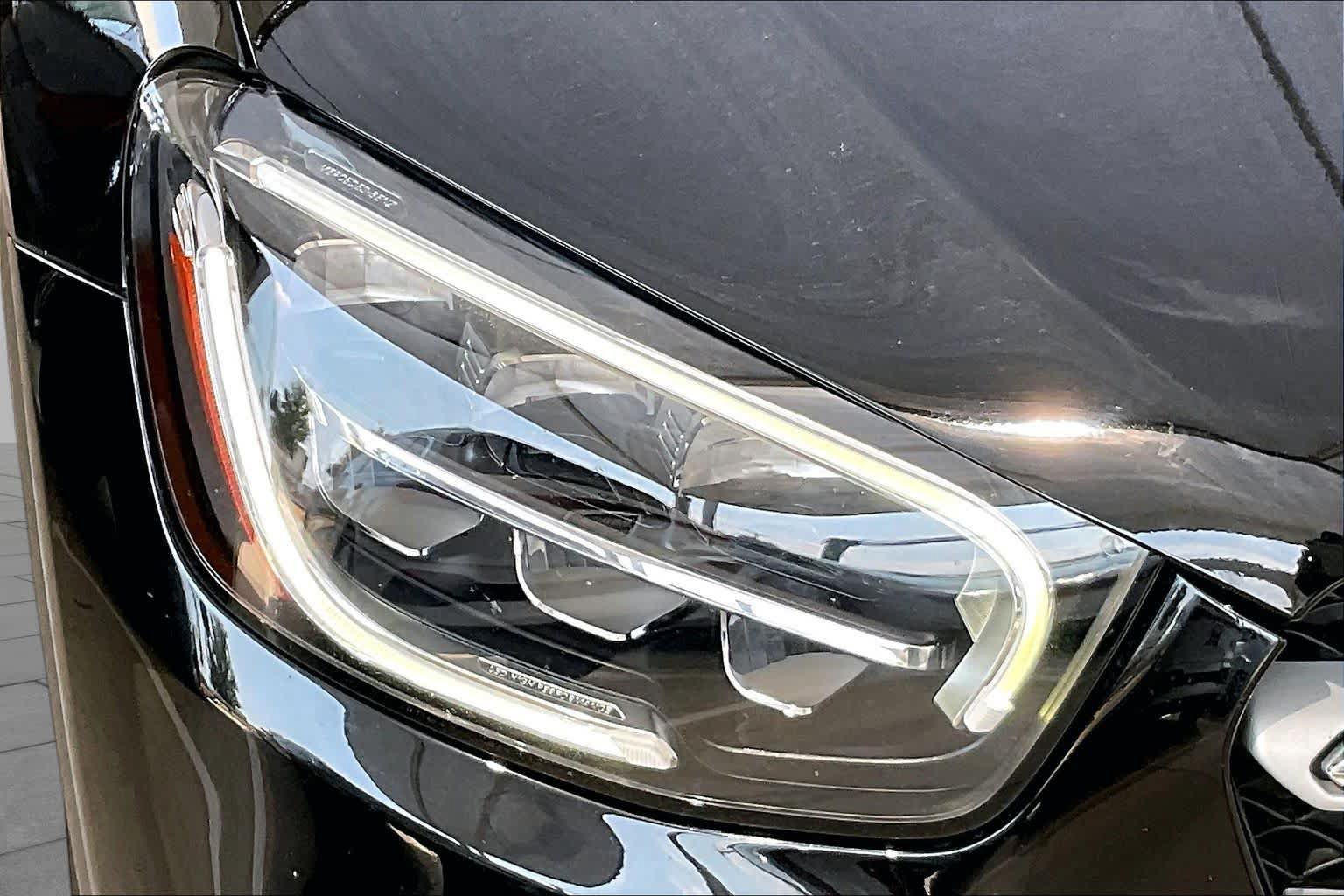 Used 2020 Mercedes-Benz GLC 300 image 27