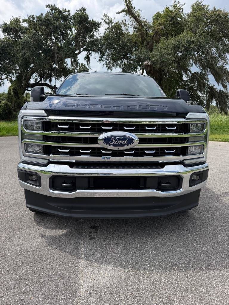 Used 2024 Ford F250 Lariat AWD/4WD image 9