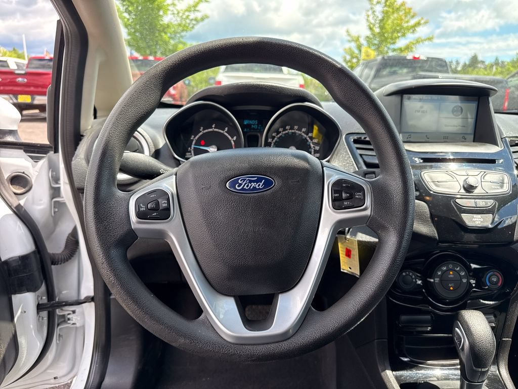 Used 2017 Ford Fiesta SE w/ Equipment Group 201A FWD image 19