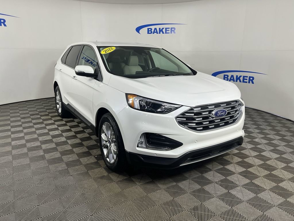 Used 2022 Ford Edge Titanium image 2