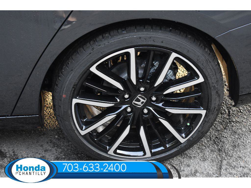 New 2025 Honda Accord Hybrid Touring image 37