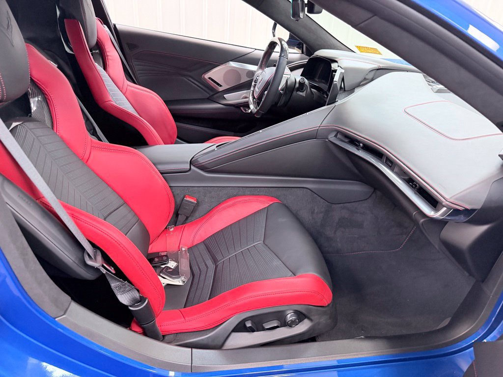 Used 2023 Chevrolet Corvette Z06 RWD image 24