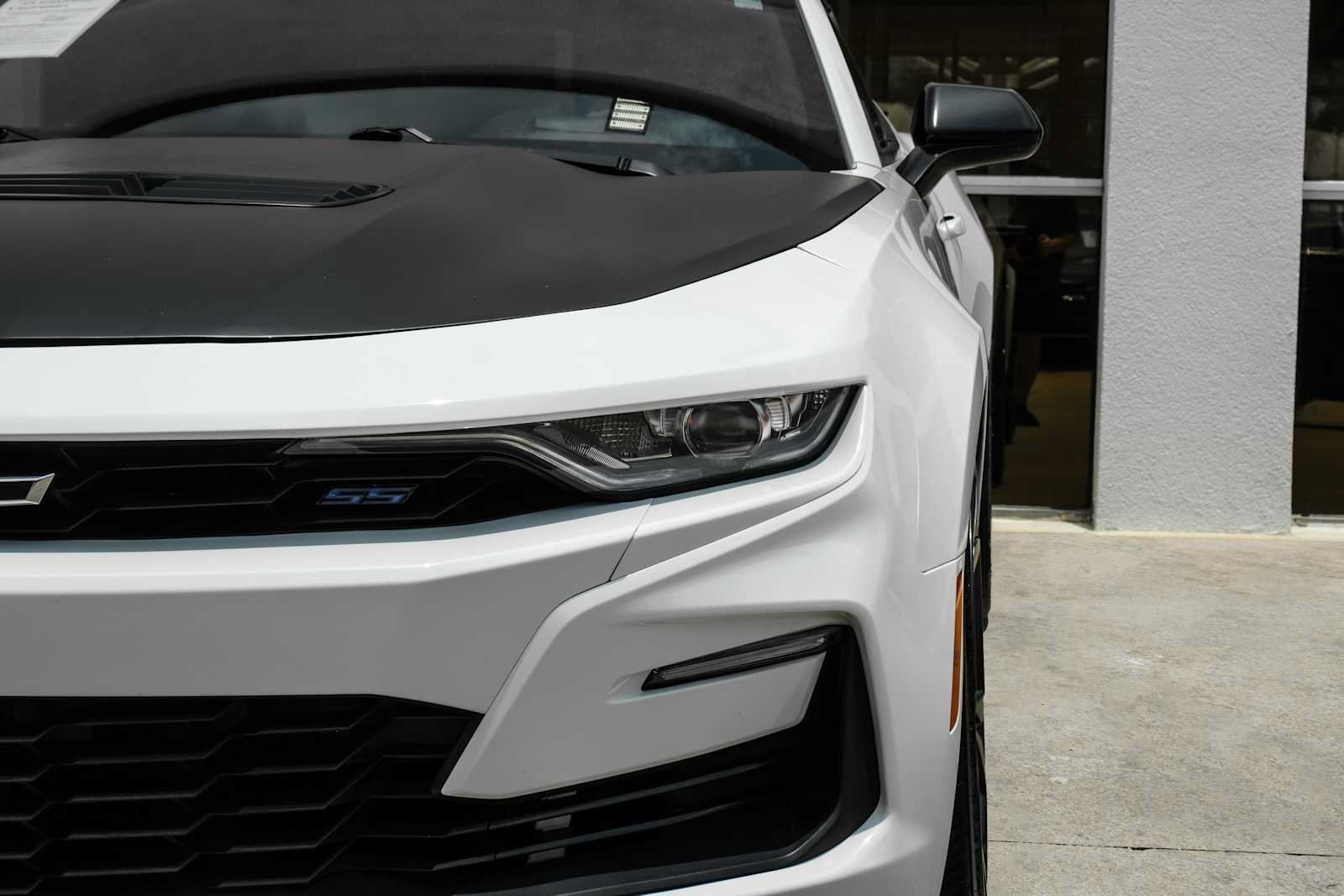 Used 2021 Chevrolet Camaro SS RWD image 36