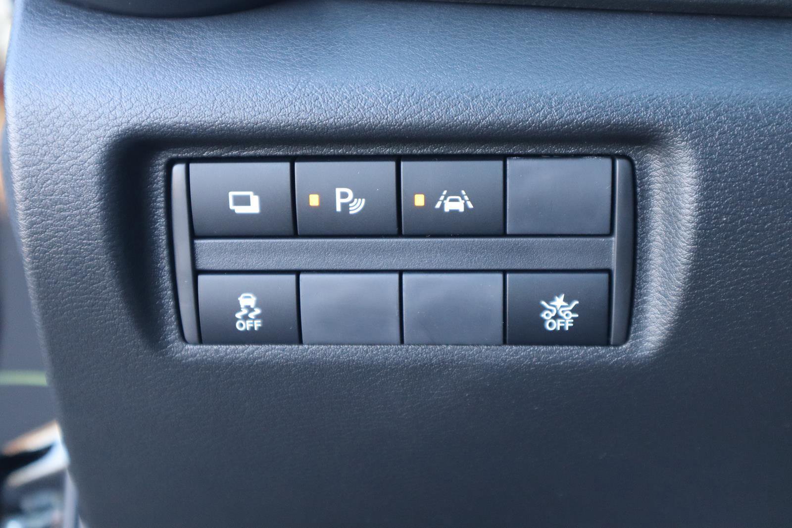 Used 2025 Nissan Versa S w/ Trunk Package FWD image 26
