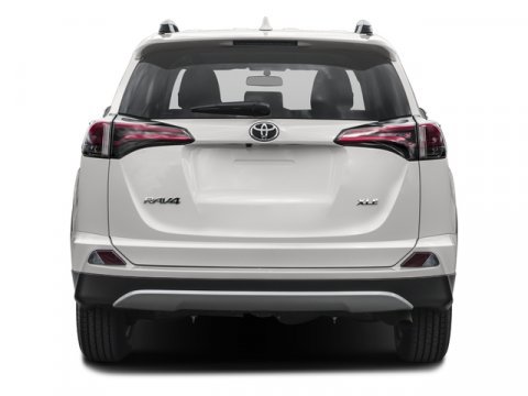 Used 2018 Toyota RAV4 XLE image 5