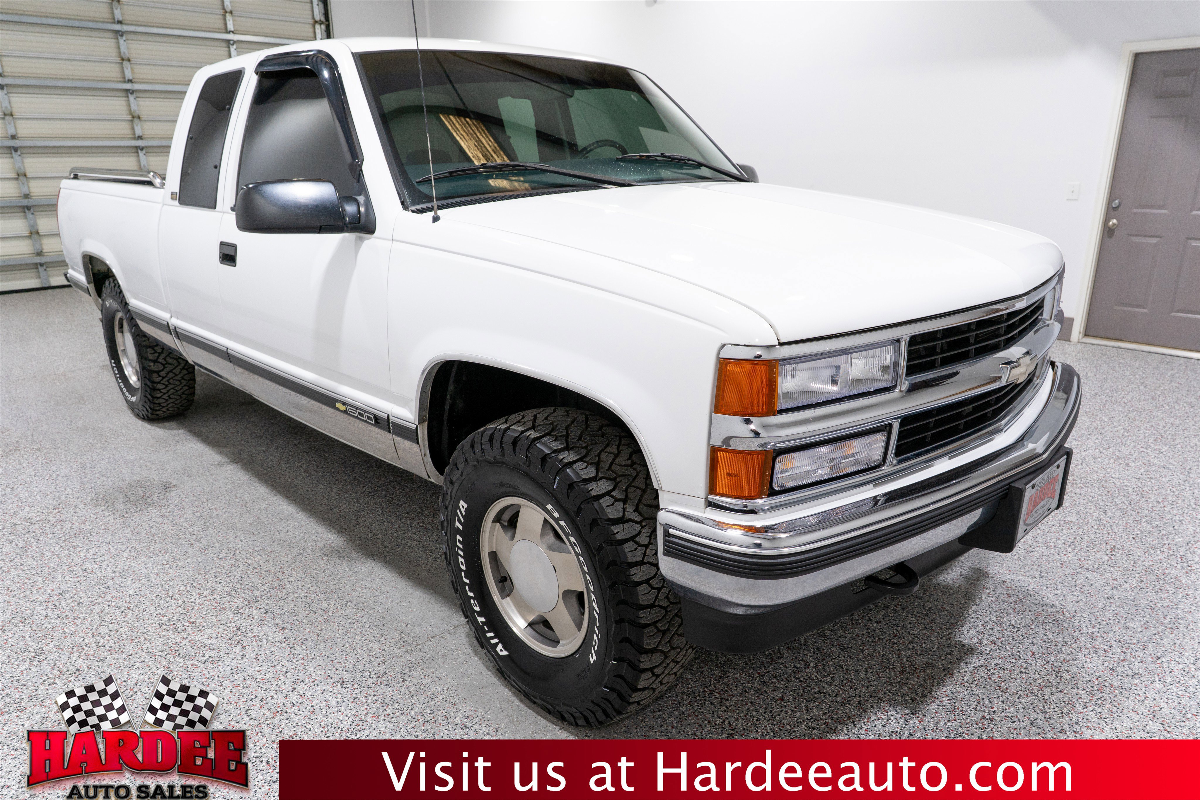 Used 1997 Chevrolet Silverado 1500 4x4 Extended Cab w/ Preferred Equipment Group 2 image 6