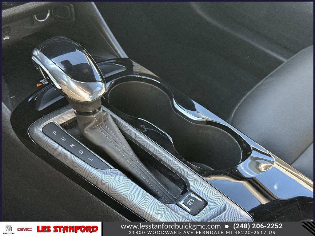Used 2024 Buick Envista Sport Touring w/ Convenience I Package FWD image 32