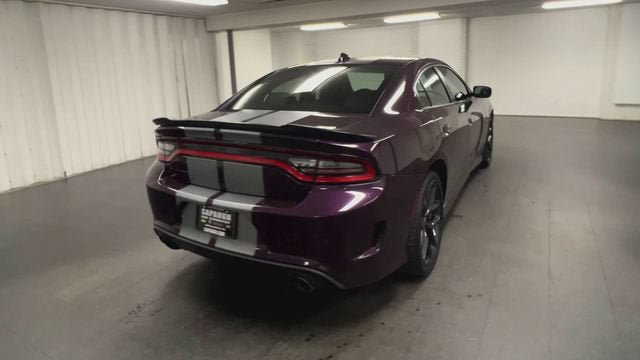 Used 2022 Dodge Charger R/T w/ Plus Group RWD image 8