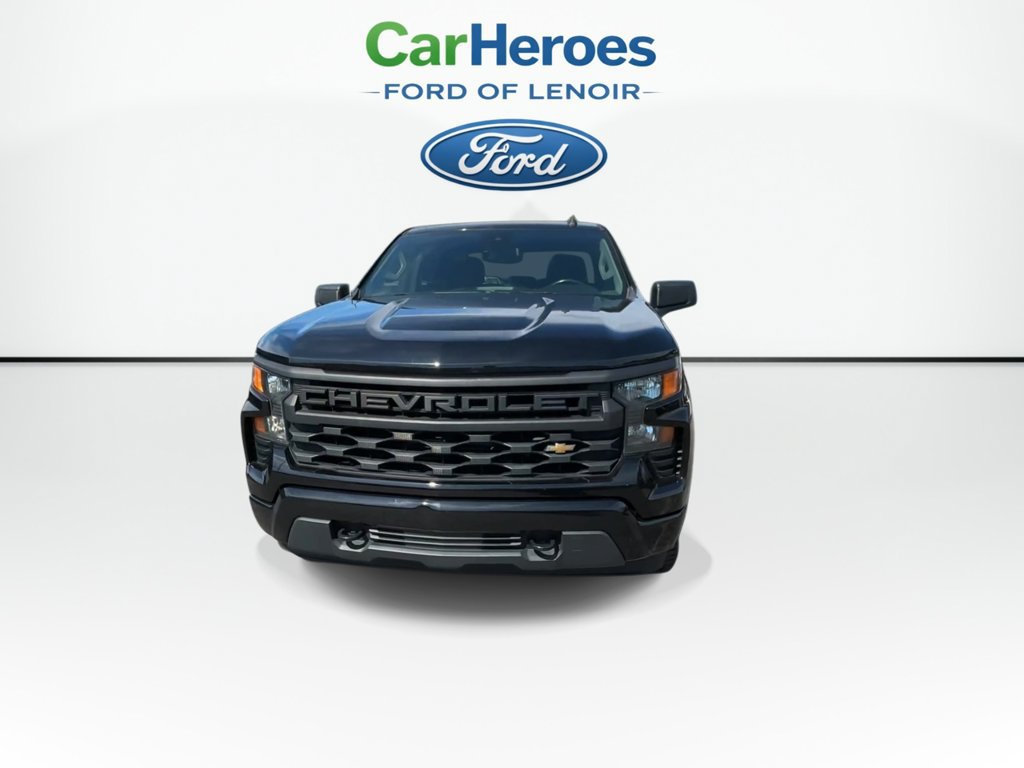 Used 2022 Chevrolet Silverado 1500 Custom AWD/4WD image 3
