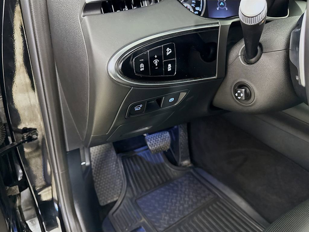 Used 2024 Genesis GV70 2.5T Advanced w/ Advanced Package image 10