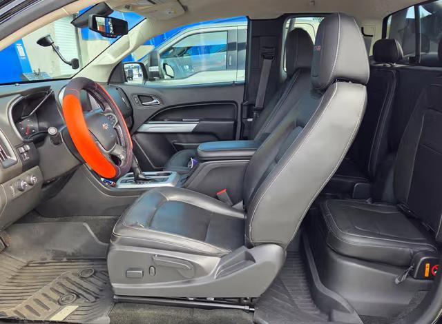 Used 2018 Chevrolet Colorado ZR2 w/ ZR2 Midnight Special Edition AWD/4WD image 14