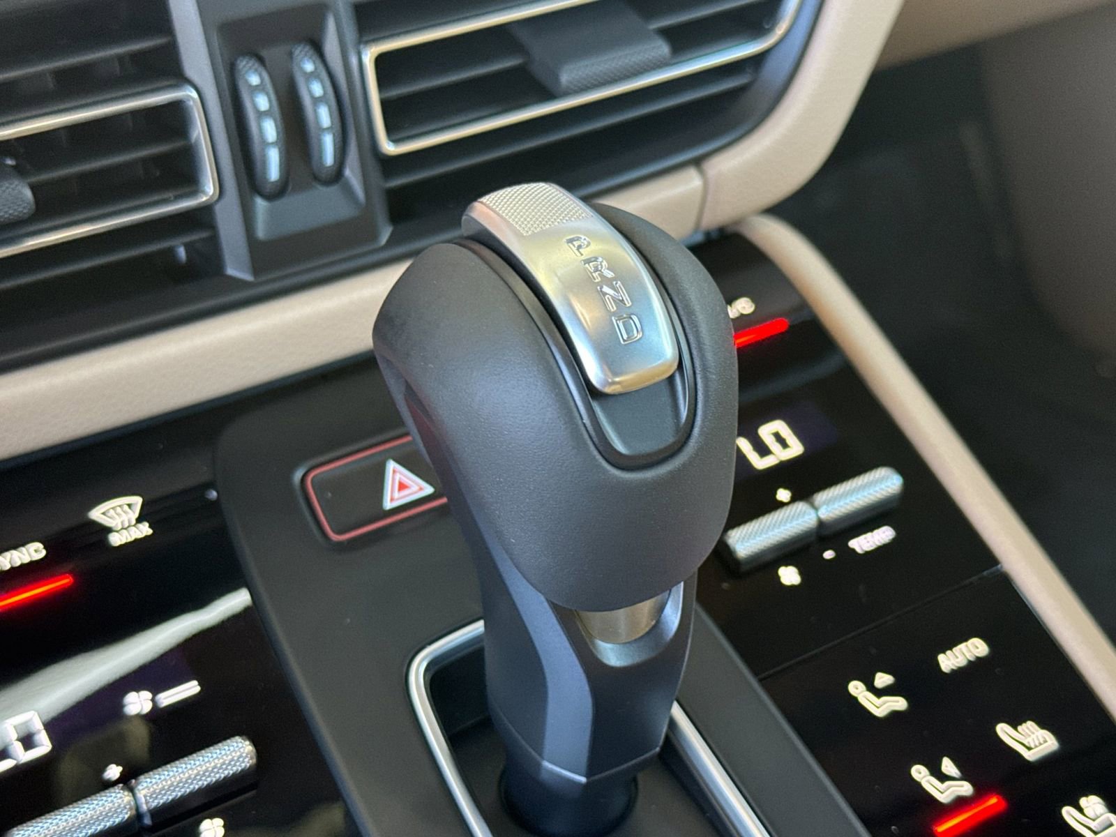 New 2026 Porsche Macan S AWD/4WD image 26