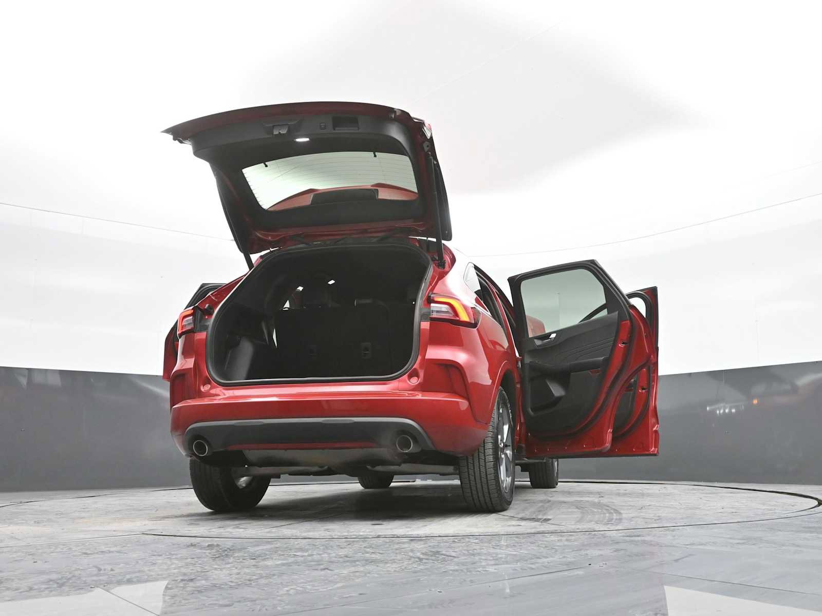 Used 2024 Ford Escape ST-Line image 47