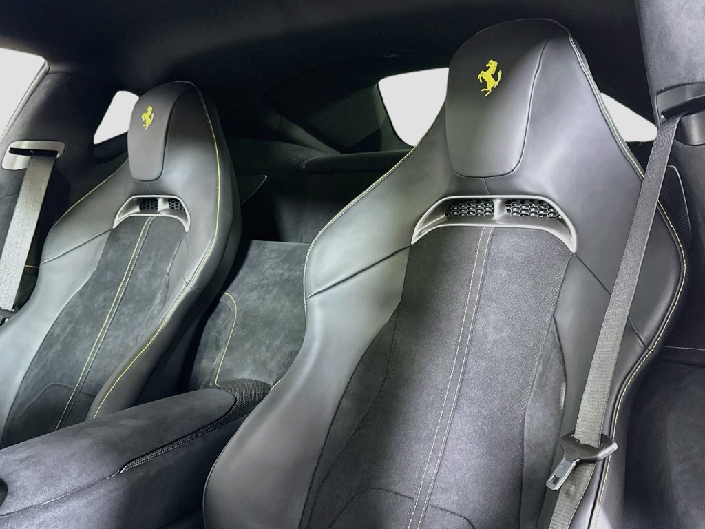 Certified 2026 Ferrari 12Cilindri RWD image 4