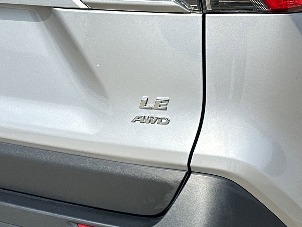 Used 2024 Toyota RAV4 LE image 5