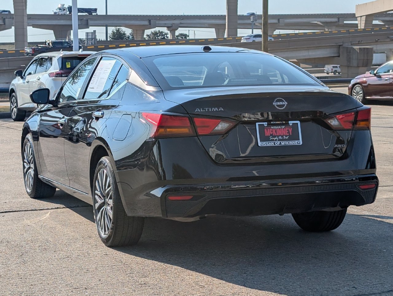 Used 2025 Nissan Altima 2.5 SV AWD/4WD image 4