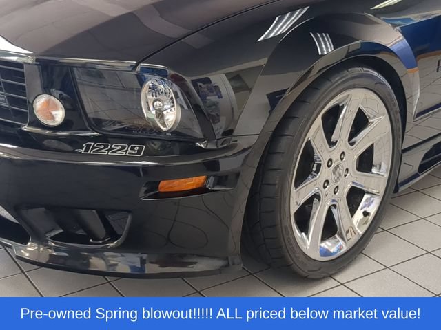Used 2005 Ford Mustang GT Premium RWD image 13