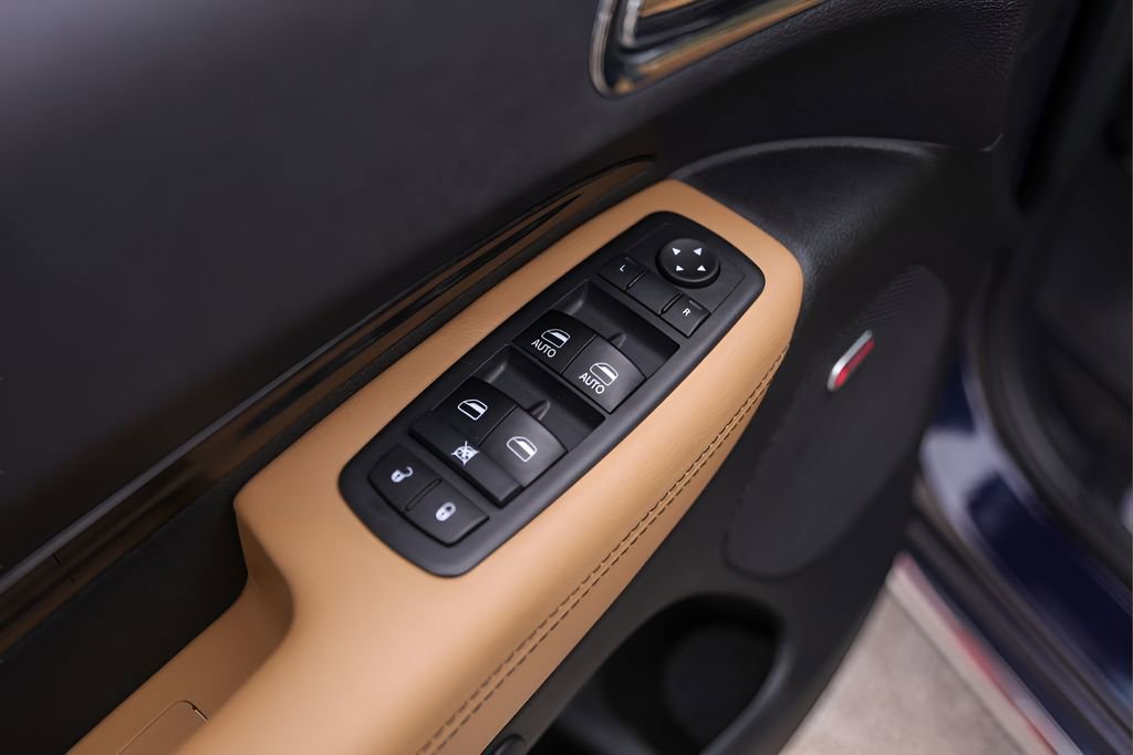 Used 2017 Dodge Durango Citadel w/ Premium Entertainment Group AWD/4WD image 24