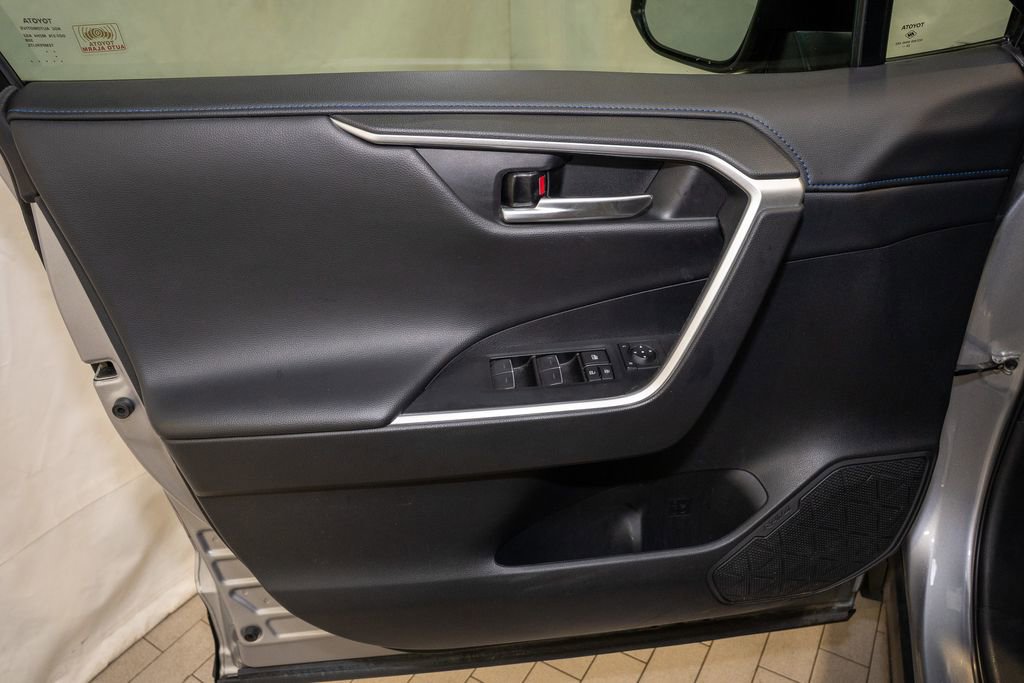 Used 2023 Toyota RAV4 XSE image 12