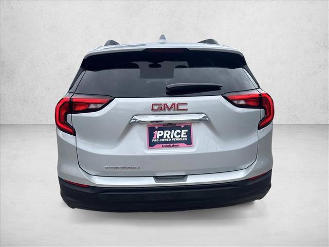 Used 2019 GMC Terrain SLE w/ Driver Convenience Package FWD image 4