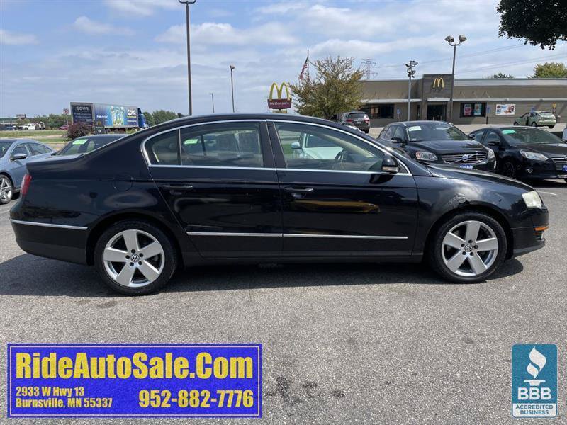 Used 2009 Volkswagen Passat Komfort FWD image 4