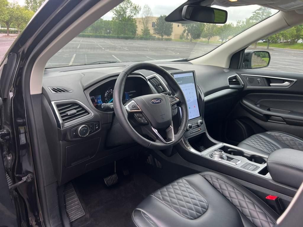 Used 2024 Ford Edge Titanium image 7