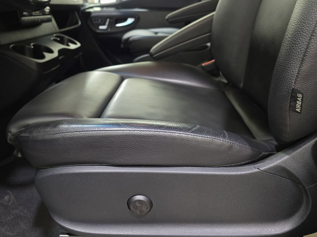 Used 2024 Mercedes-Benz Sprinter 144 Cargo image 31