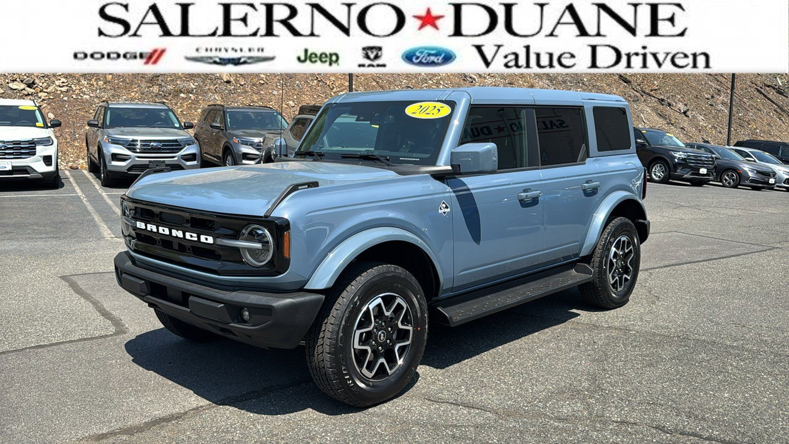 Certified 2025 Ford Bronco Outer Banks