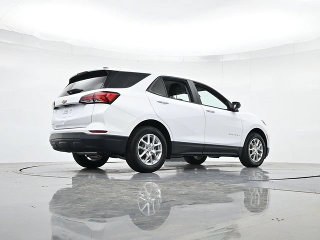 Used 2024 Chevrolet Equinox LS w/ LS Convenience Package FWD image 30