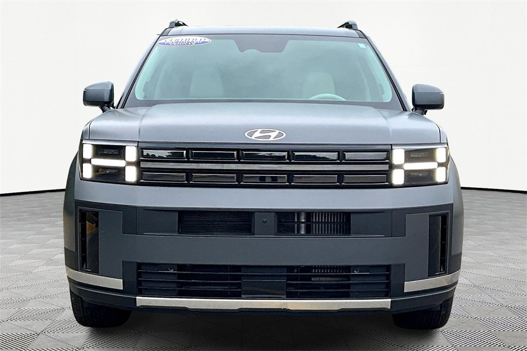 Used 2025 Hyundai Santa Fe Limited image 3