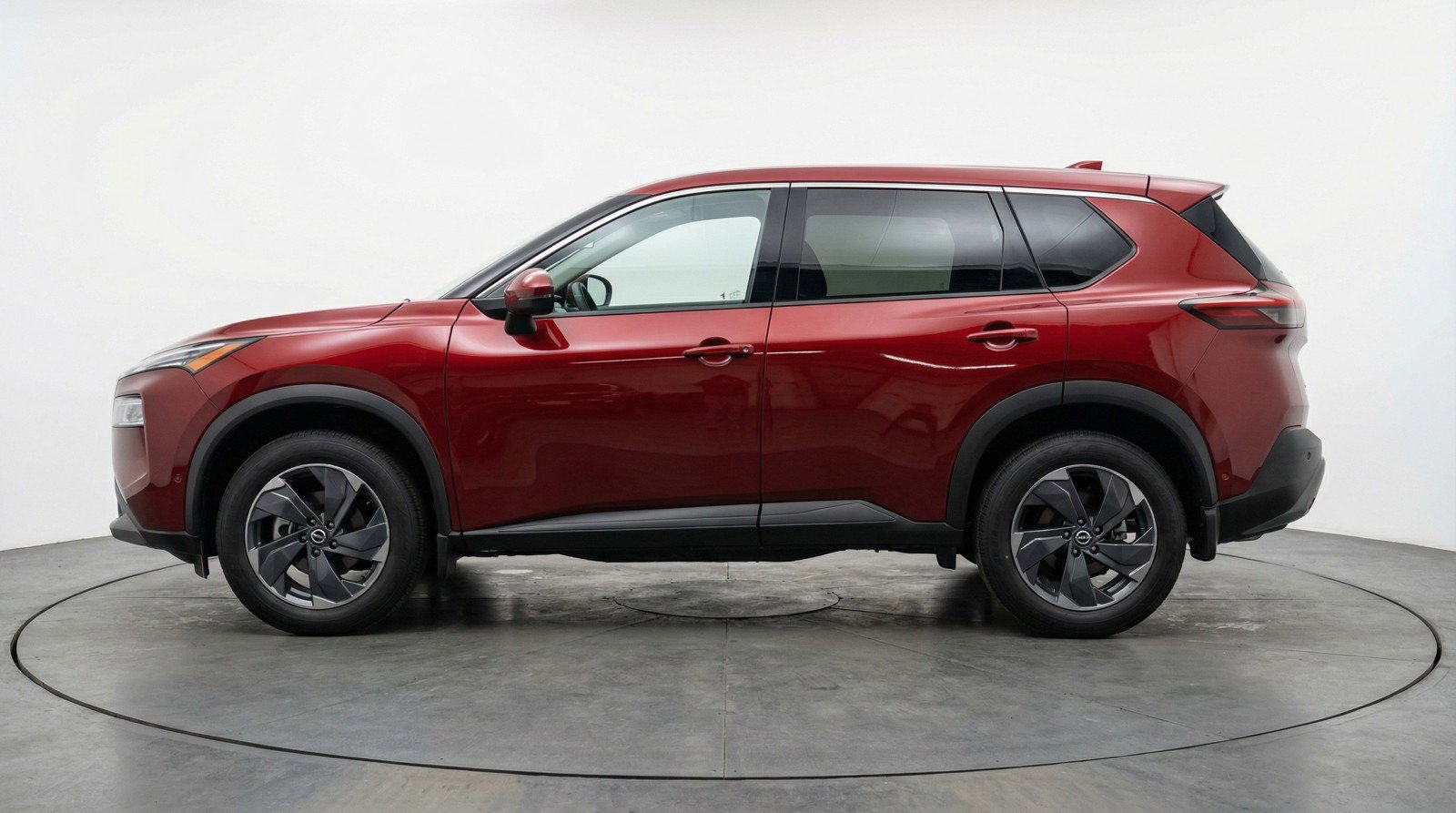 Used 2025 Nissan Rogue SV FWD image 5