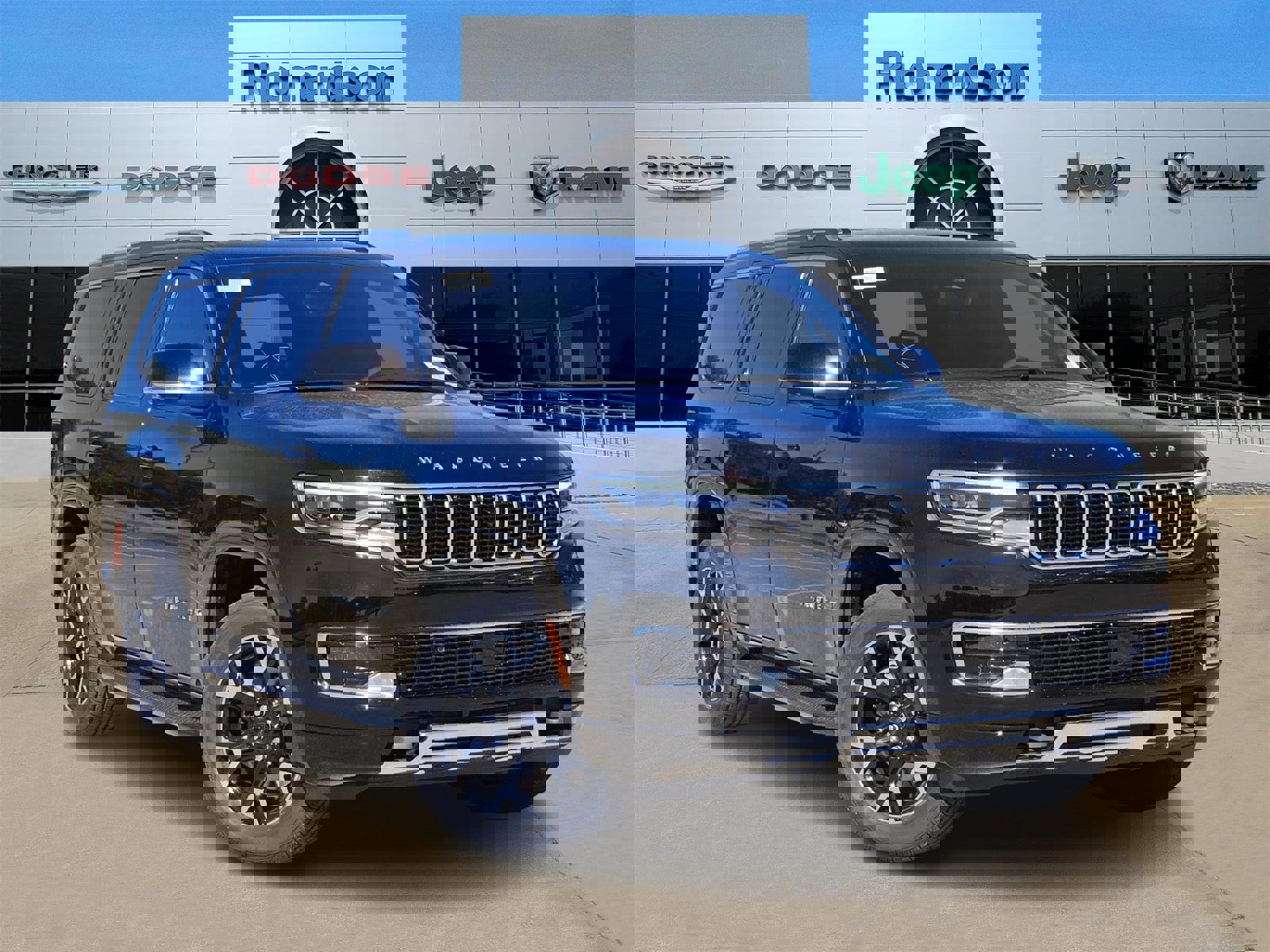 New 2025 Jeep Wagoneer 4WD image 1