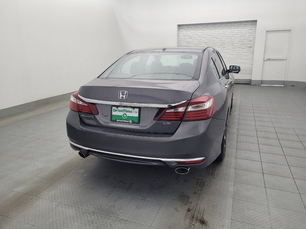 Used 2017 Honda Accord EX-L image 7