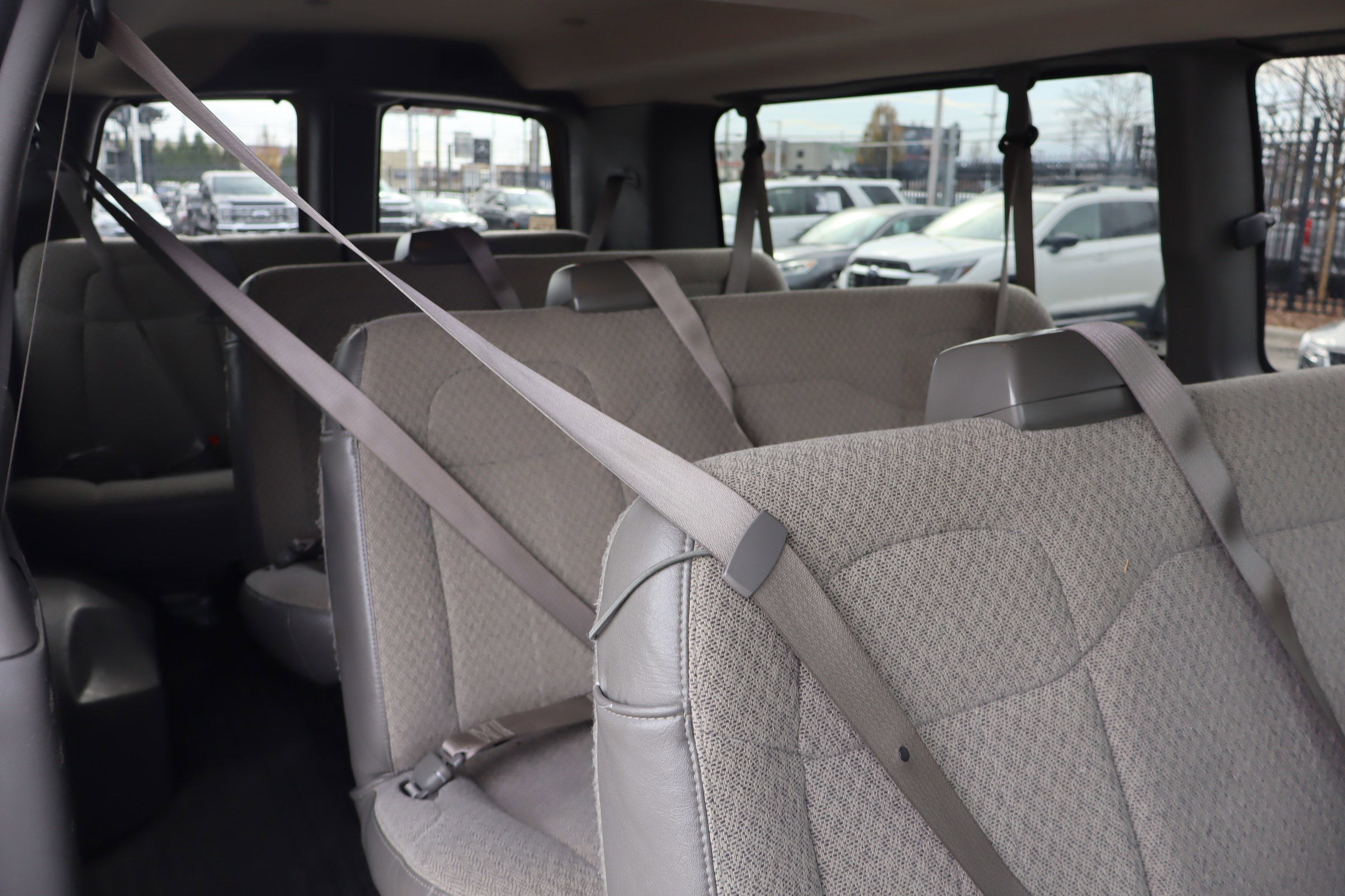 Used 2023 Chevrolet Express 3500 LS image 29