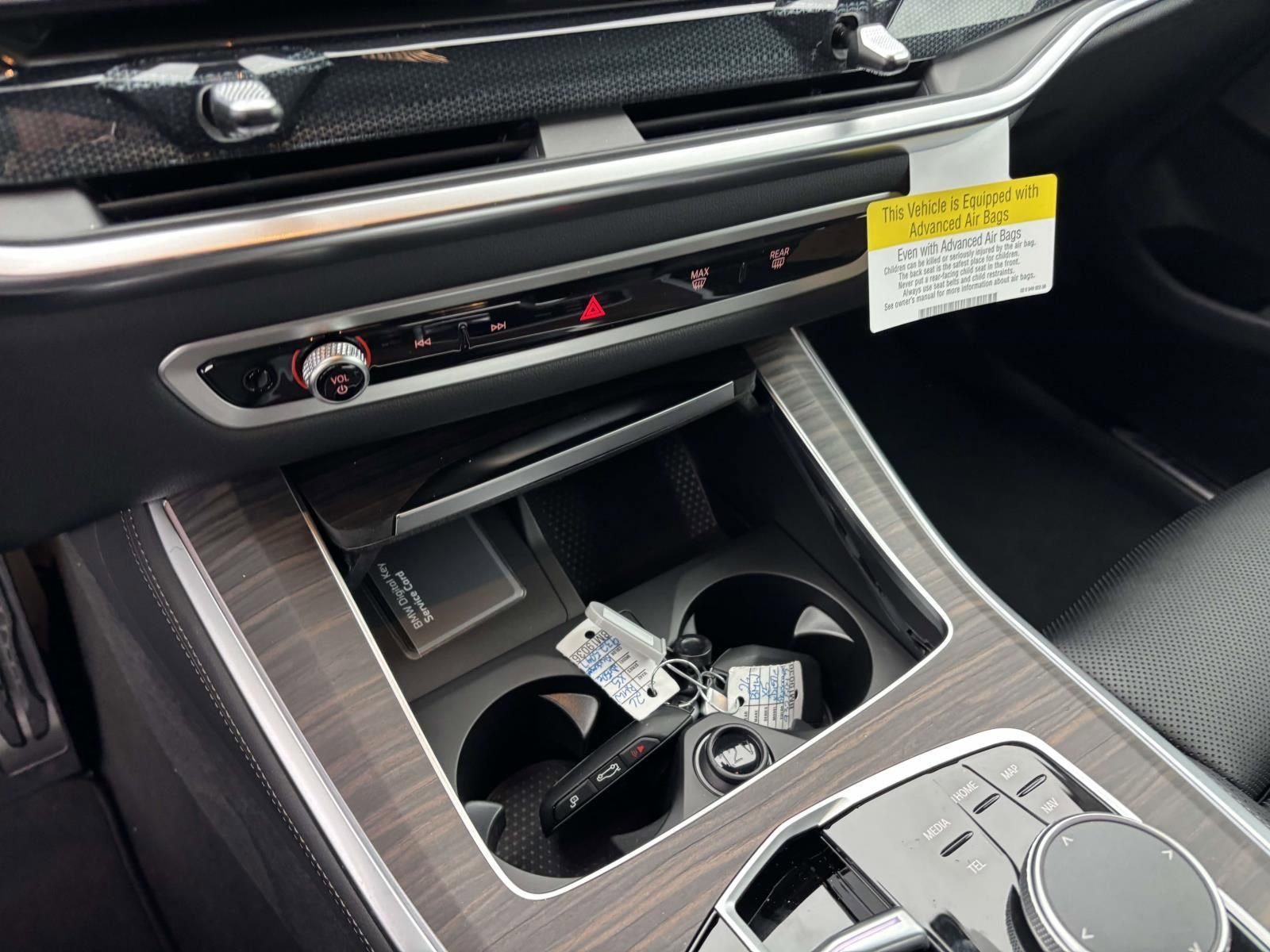 New 2026 BMW X5 xDrive50e w/ M Sport Package image 21