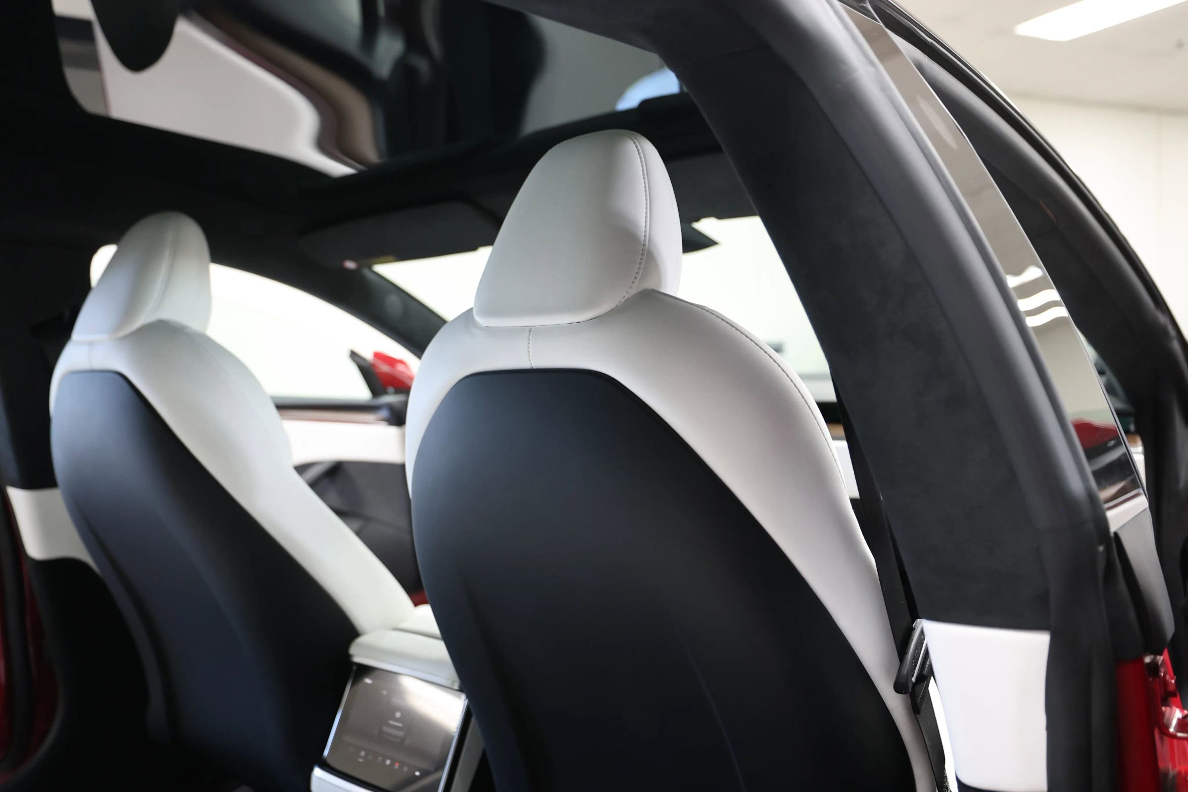 Used 2022 Tesla Model S Standard Range AWD/4WD image 42