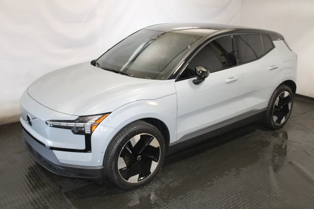Used 2025 Volvo EX30 Ultra w/ Climate Package AWD/4WD image 2