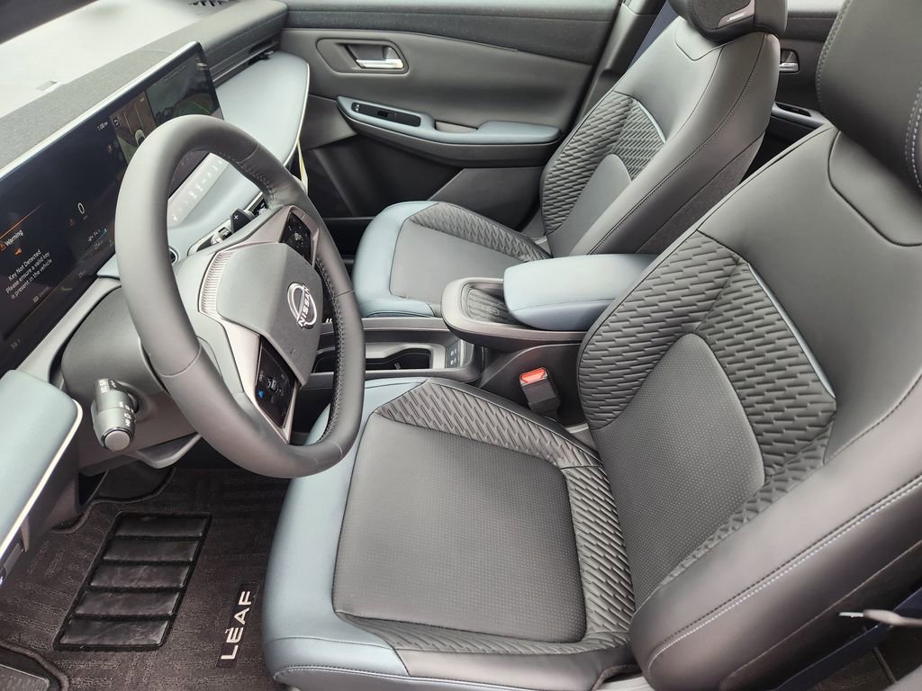 New 2026 Nissan Leaf Platinum+ w/ Cargo Package (Platinum+) image 9