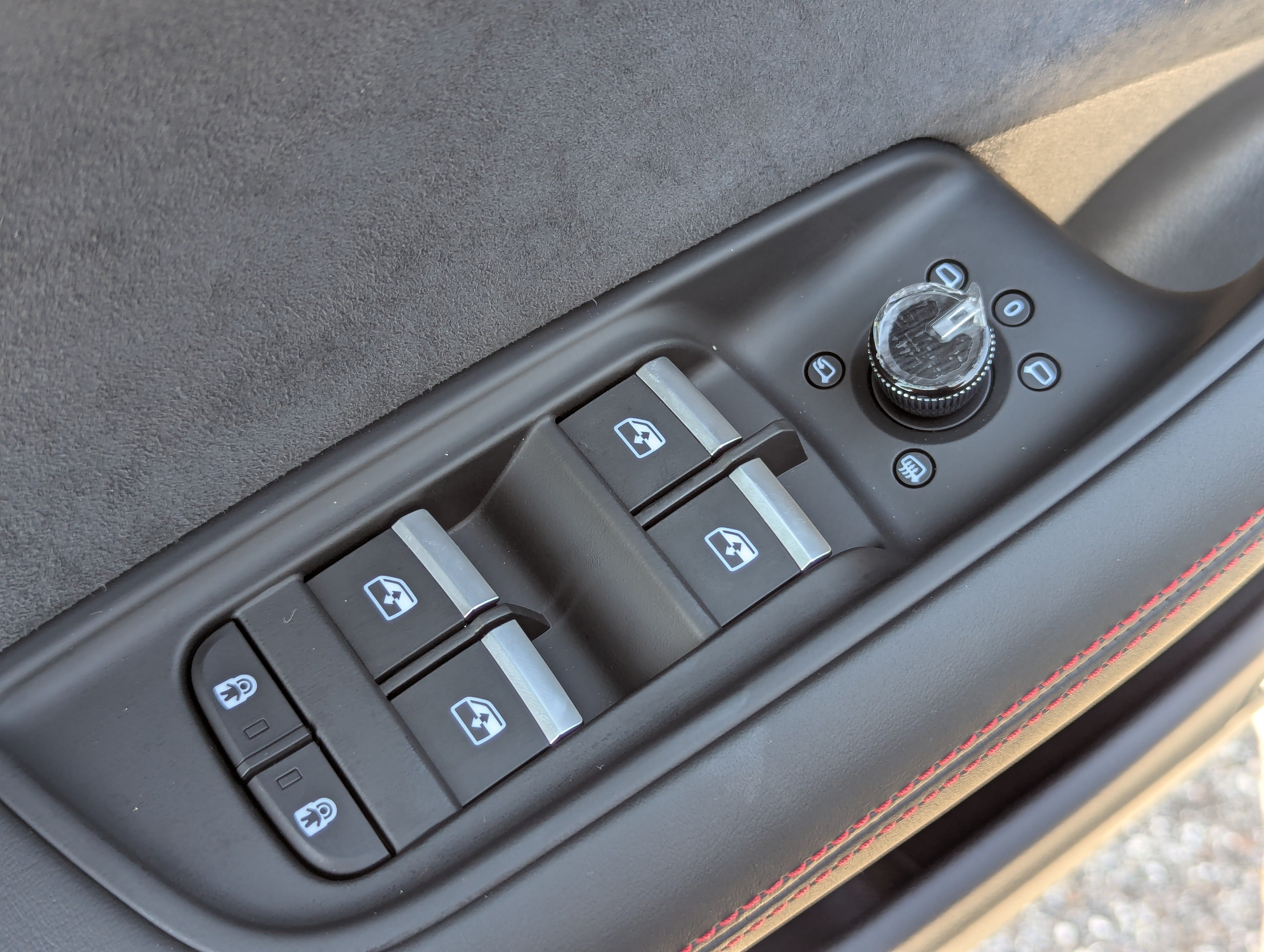 New 2026 Audi SQ8 Prestige AWD/4WD image 17