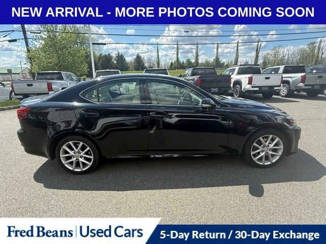Used 2011 Lexus IS 250 AWD w/ Luxury Plus Value Edition image 2