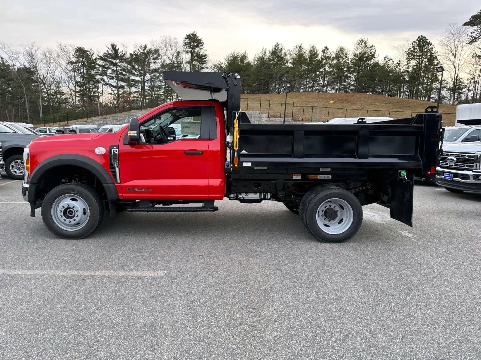 New 2026 Ford F550 4x4 Regular Cab Super Duty image 2