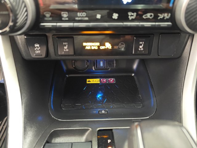 Used 2022 Toyota RAV4 XSE AWD/4WD image 27