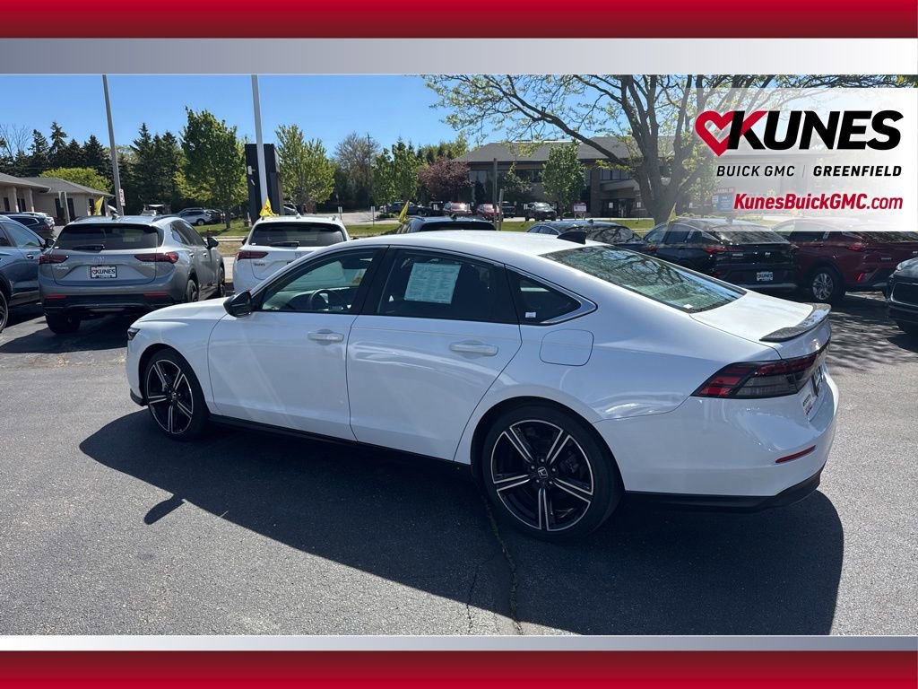 Used 2023 Honda Accord Sport image 8