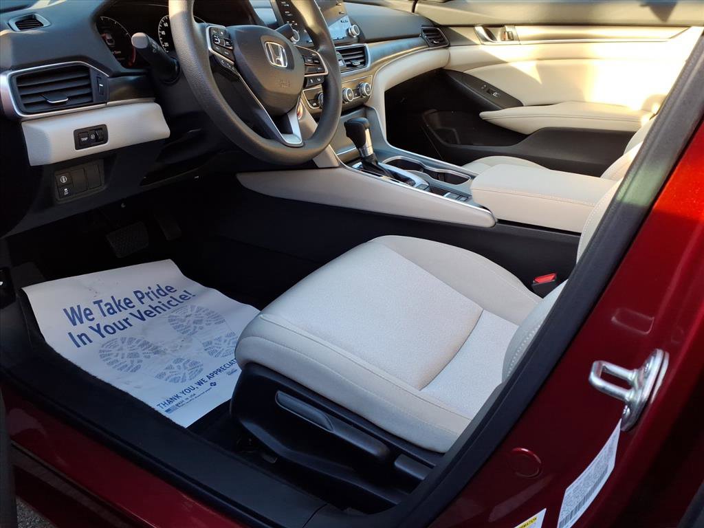 Used 2019 Honda Accord LX image 12