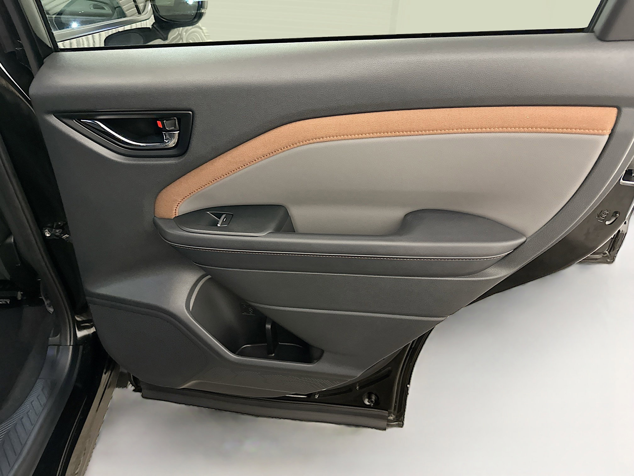 Used 2025 Subaru Forester Sport image 31