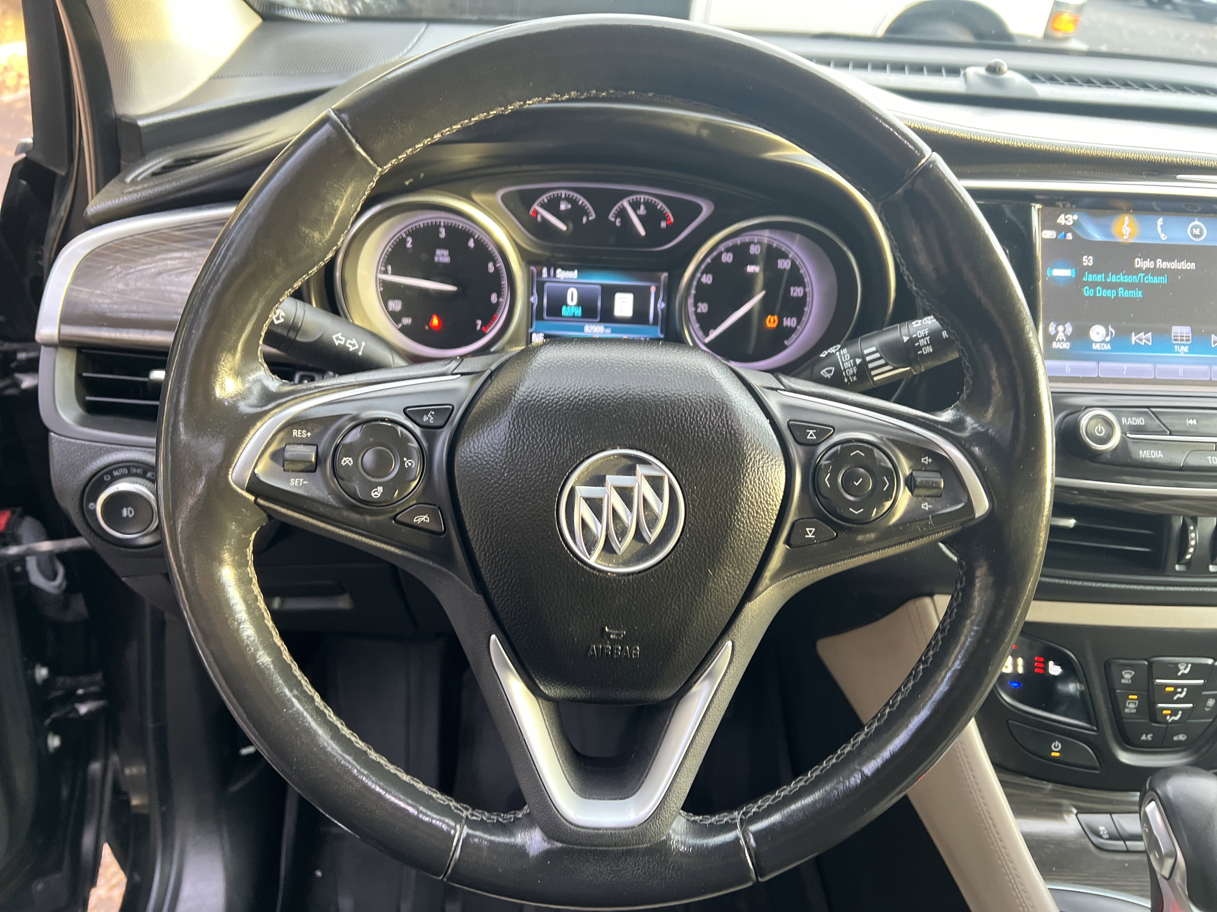 Used 2020 Buick Envision Essence image 18