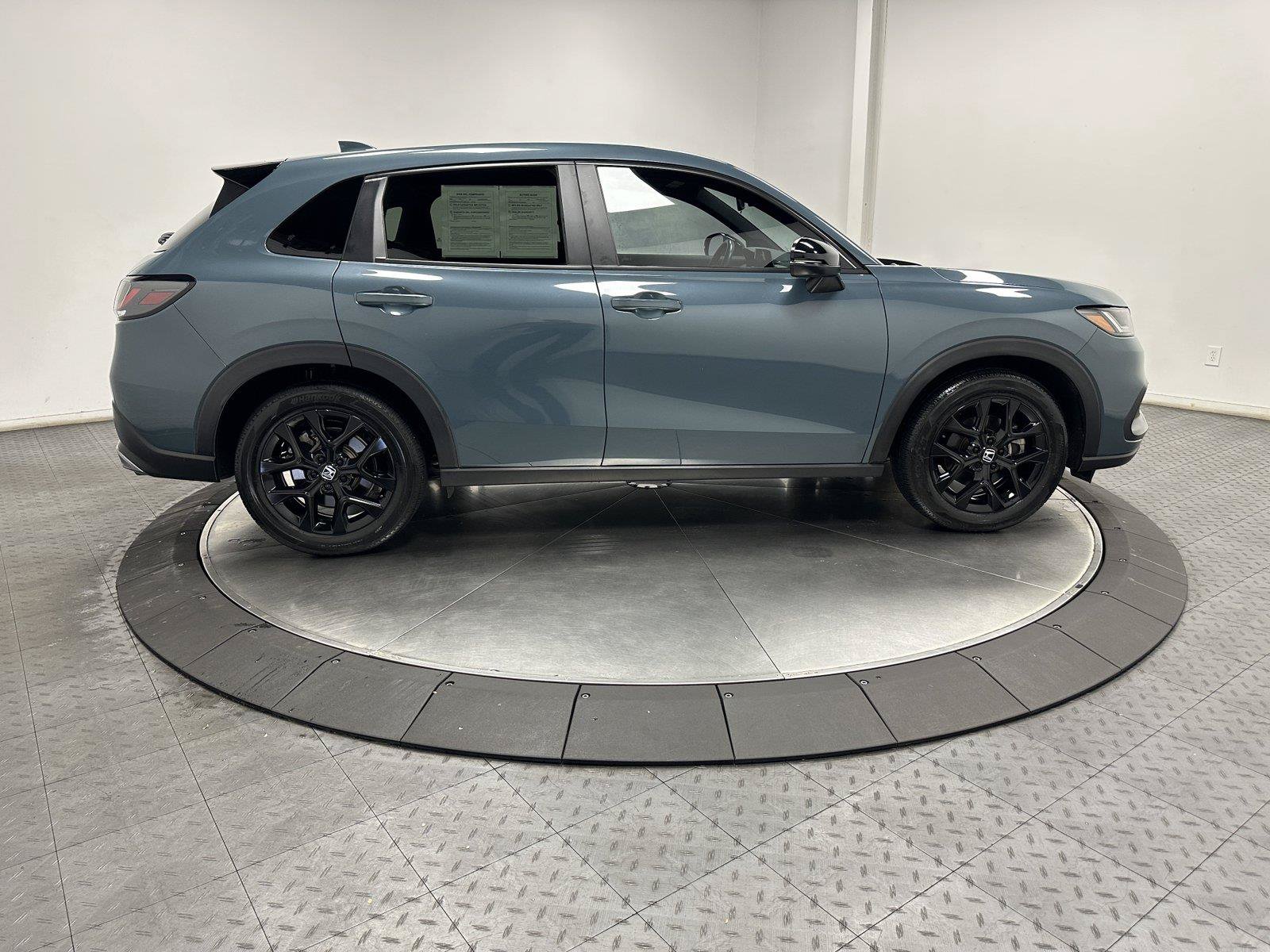 Used 2024 Honda HR-V Sport image 15