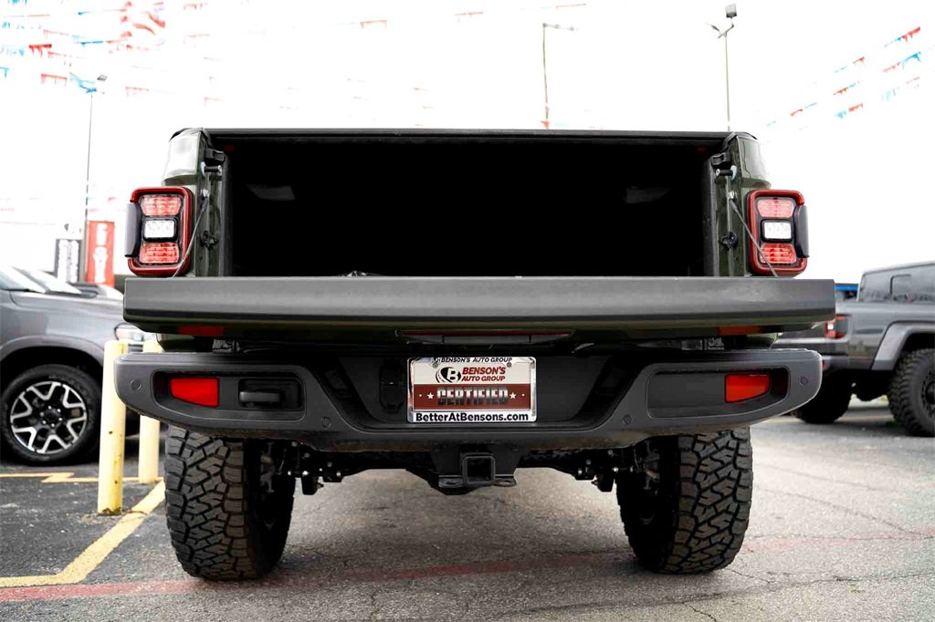 New 2024 Jeep Gladiator Sport image 6