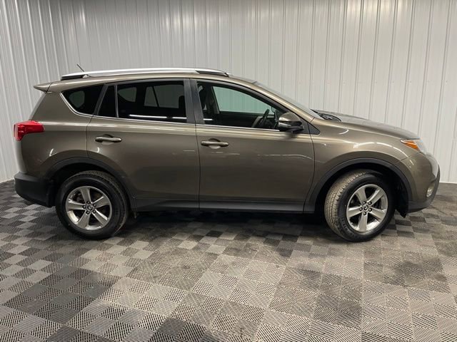 Used 2015 Toyota RAV4 XLE image 2